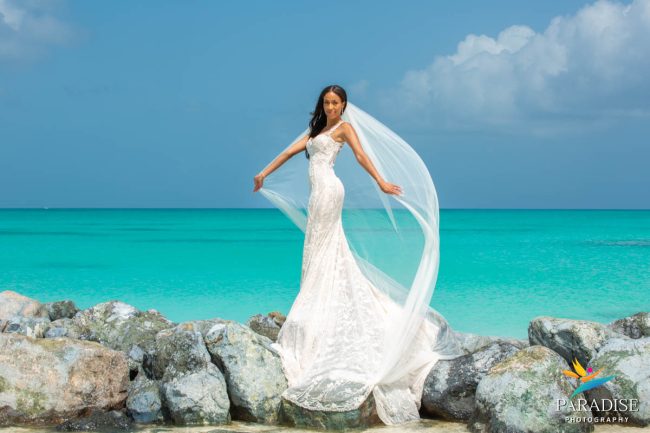 01-Wedding-Photos-in-Turks-and-Caicos gorgeous bride at the beach with veil blowing