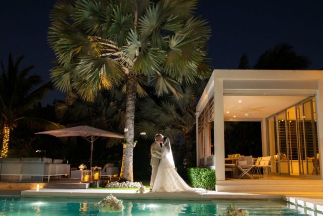 destination-wedding-beaches2 bride and groom kissing at beach wedding